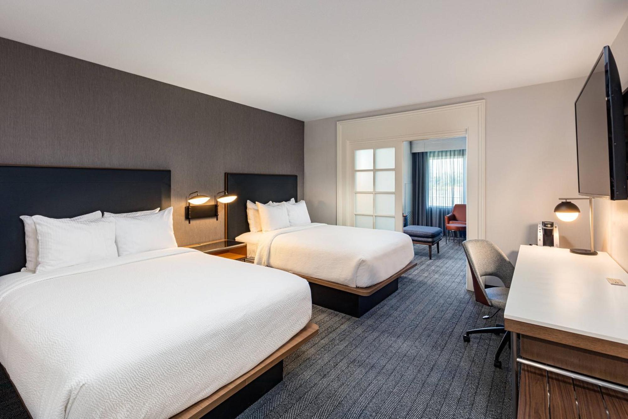 Courtyard By Marriott Anaheim Resort/Convention Center Exterior foto