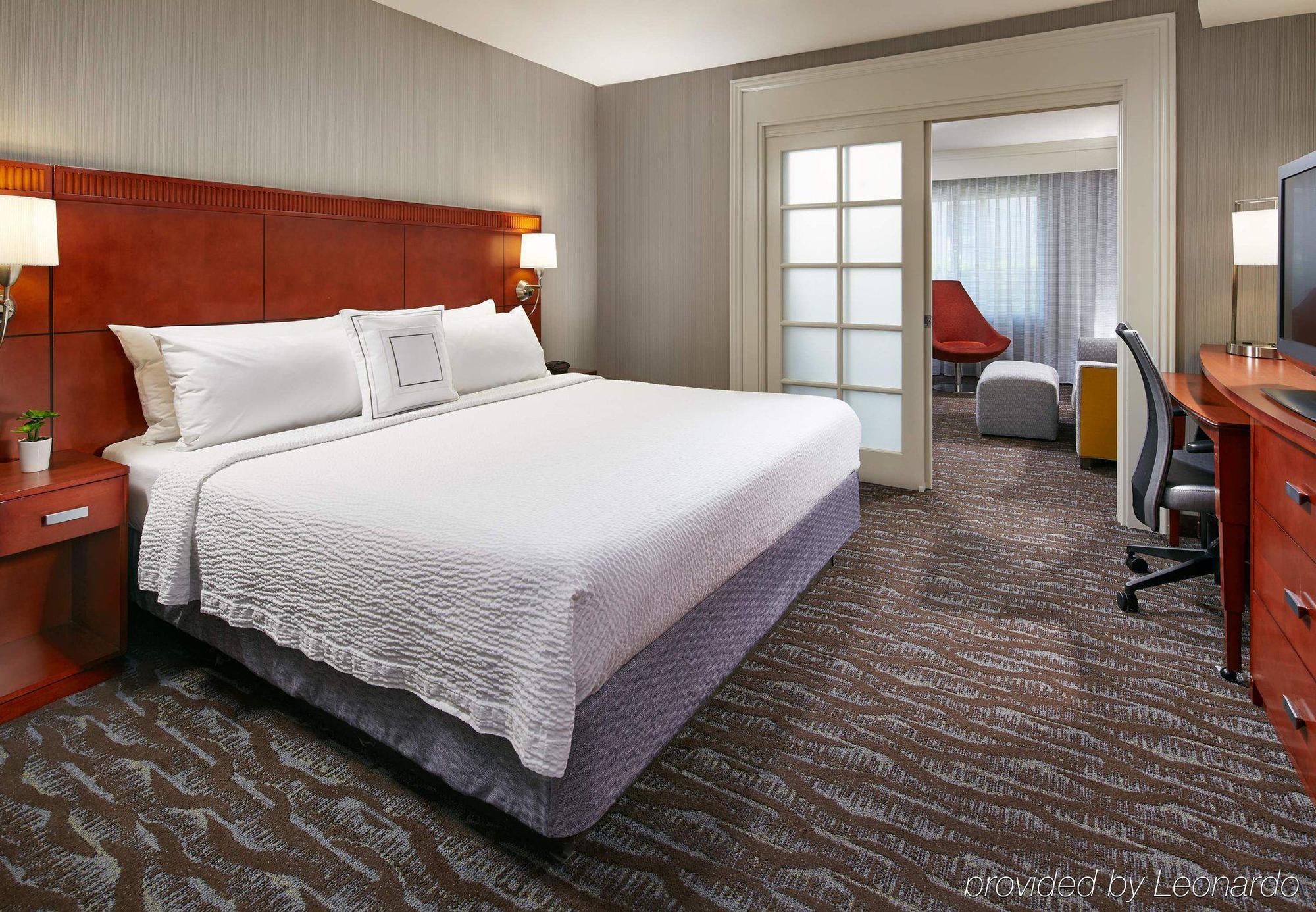 Courtyard By Marriott Anaheim Resort/Convention Center Exterior foto