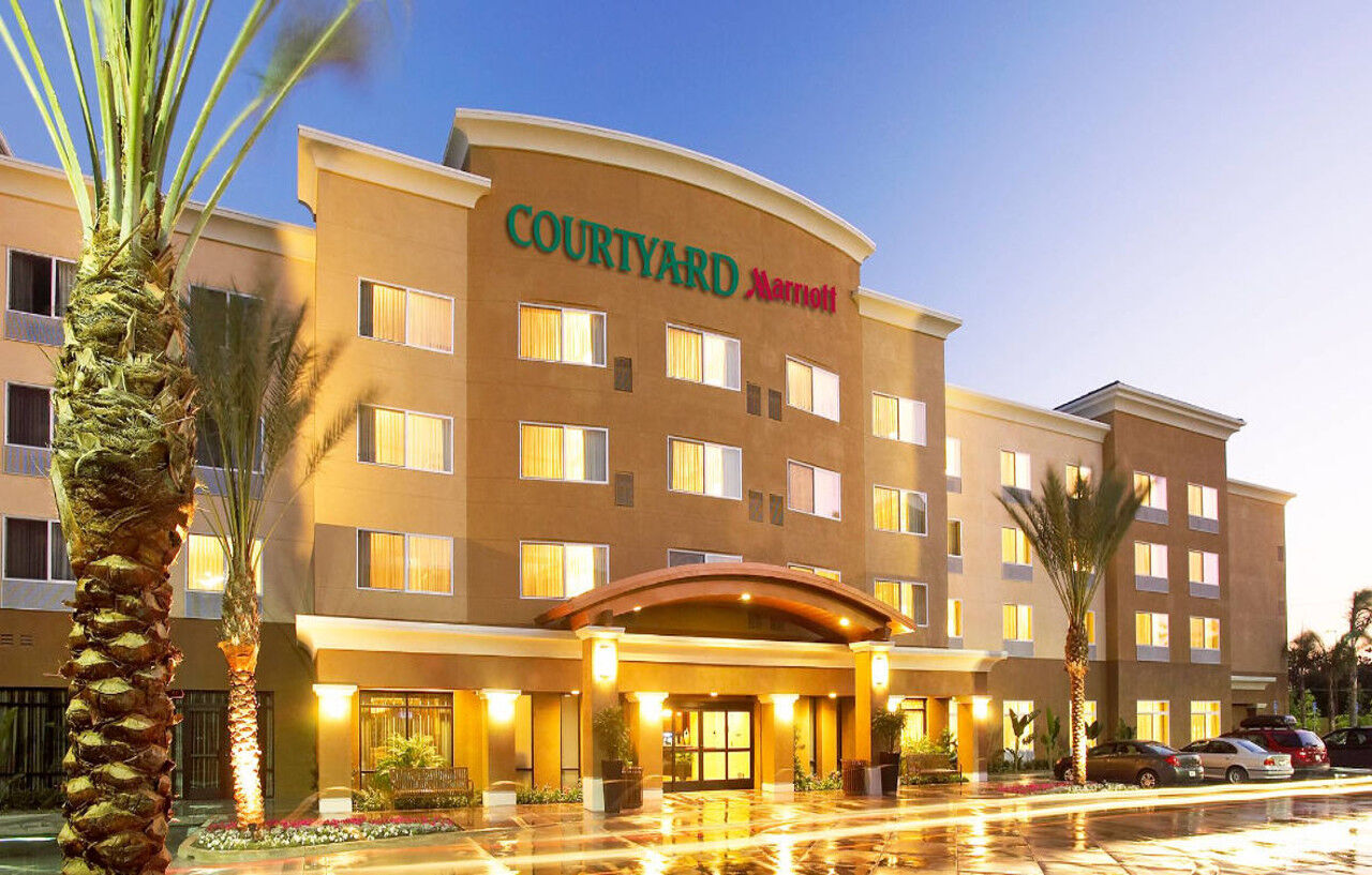 Courtyard By Marriott Anaheim Resort/Convention Center Exterior foto